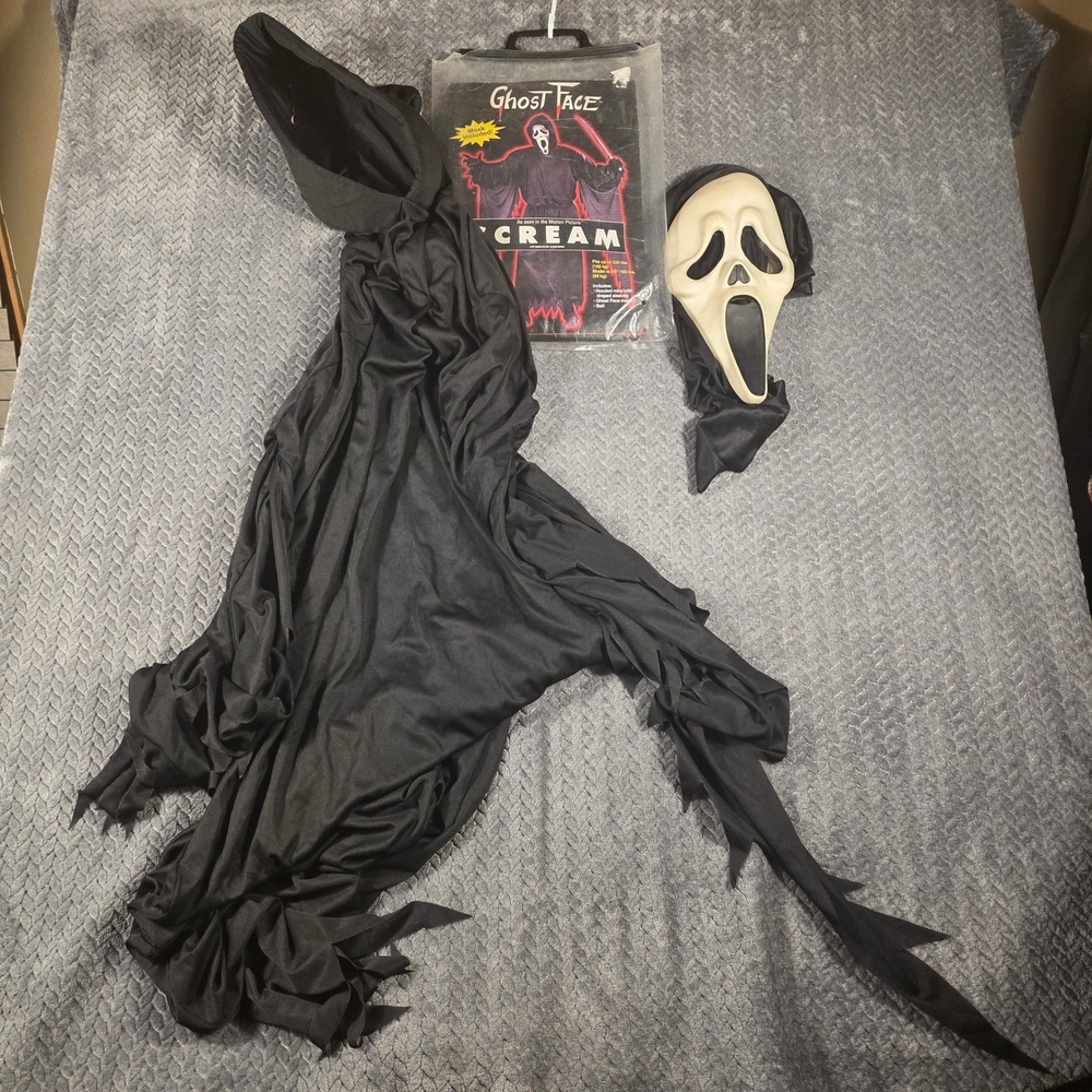 Ghost Face Scream Costume Fun World Hooded Mask and Robe Set 9974 Adult OSFM